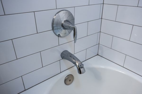Tub Spout Replacement in West Palm Beach