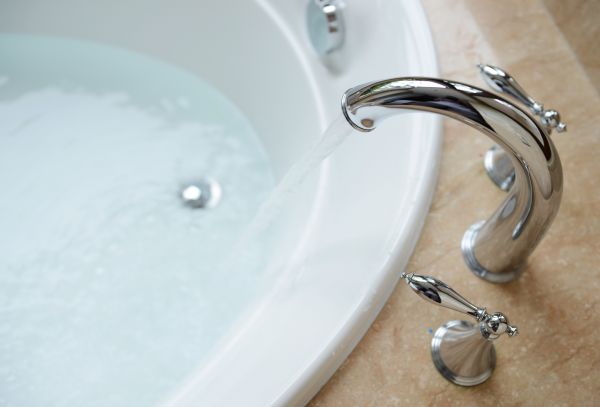Cost of Tub Faucet Replacement in West Palm Beach