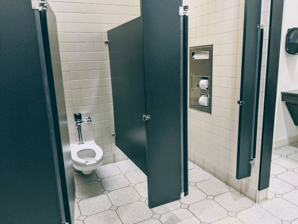 Cost of Commercial Toilet Installation in West Palm Beach